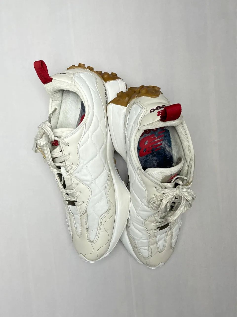 Tênis Pace x New Balance 327 - Foto 2