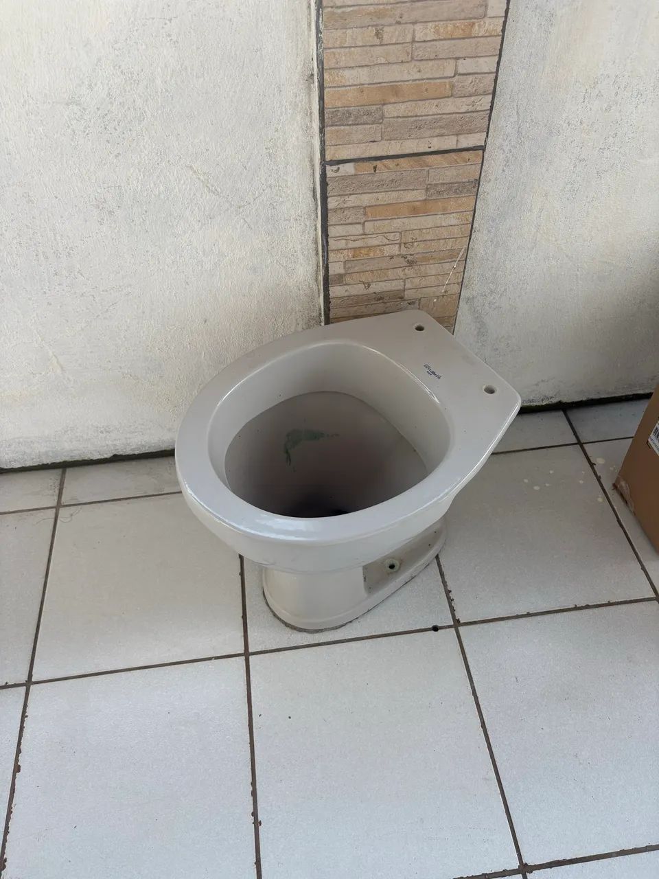 Vendo 2 vasos sanitários - Foto 2