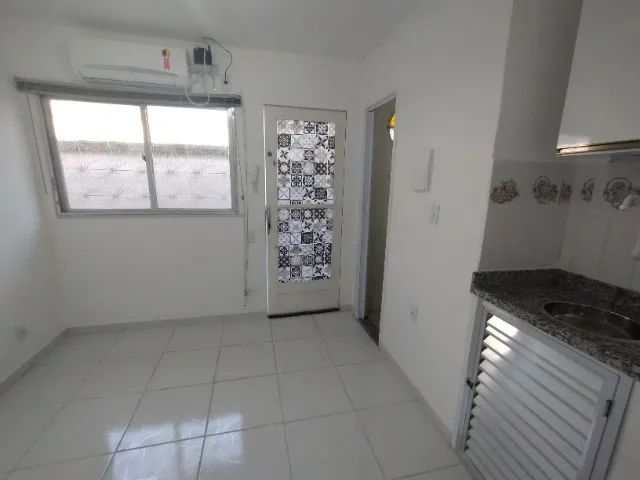 Kitnet 12 M2 Cachambi 