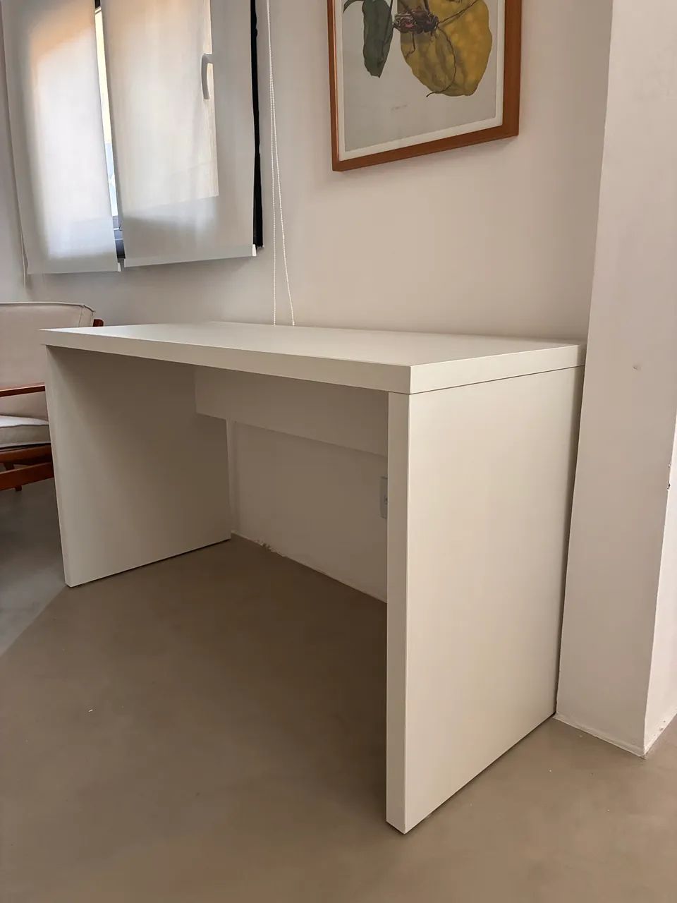 Escrivaninha negociável ótimo estado - Foto 2
