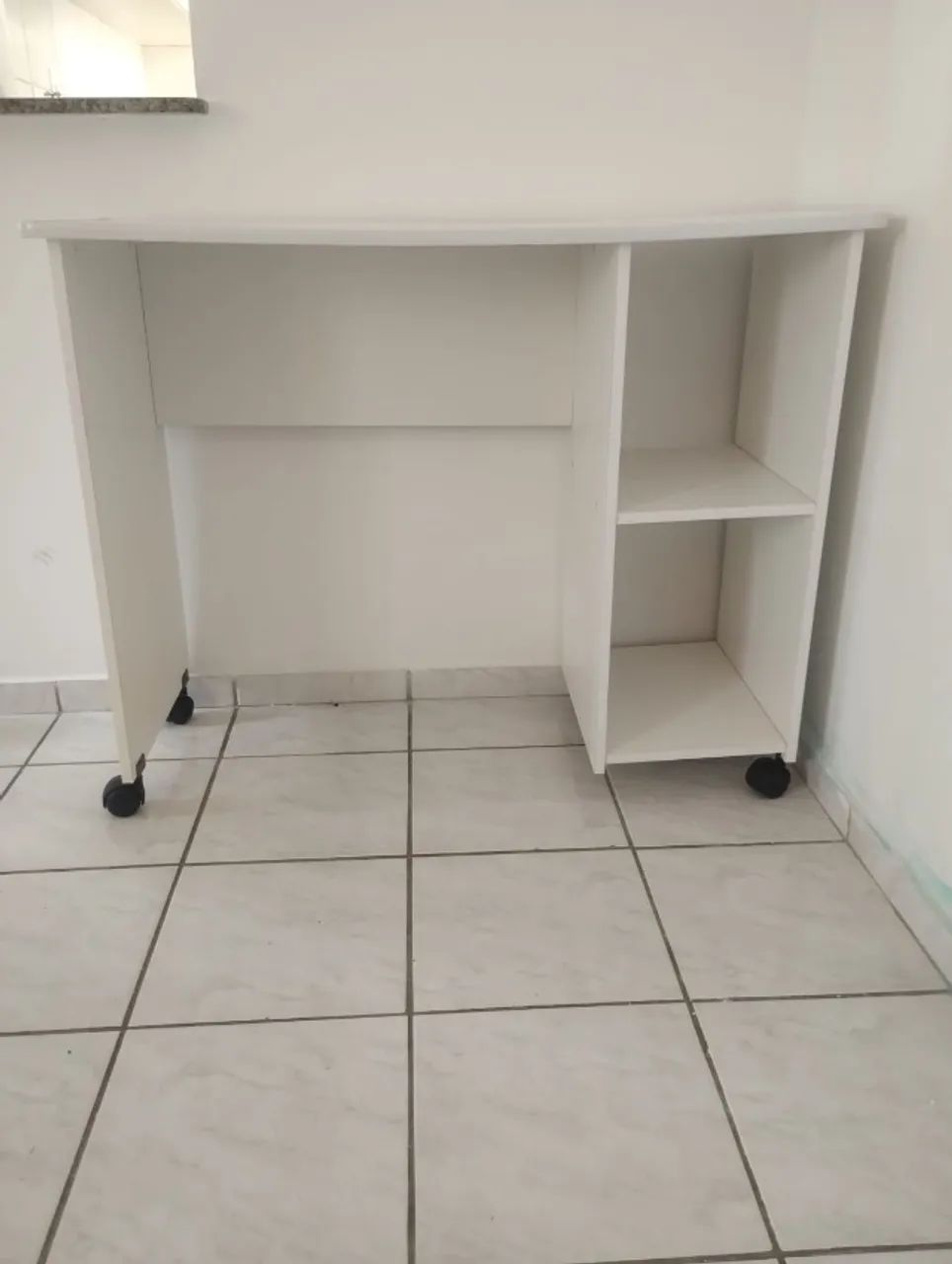  Escrivaninha ou mesa Estudo 