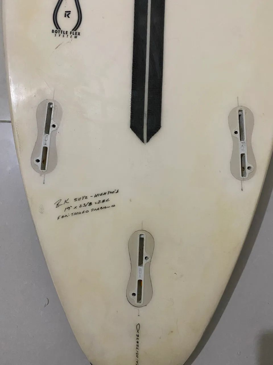 Prancha RK Surfboards 5'11 - 28L  - Foto 3