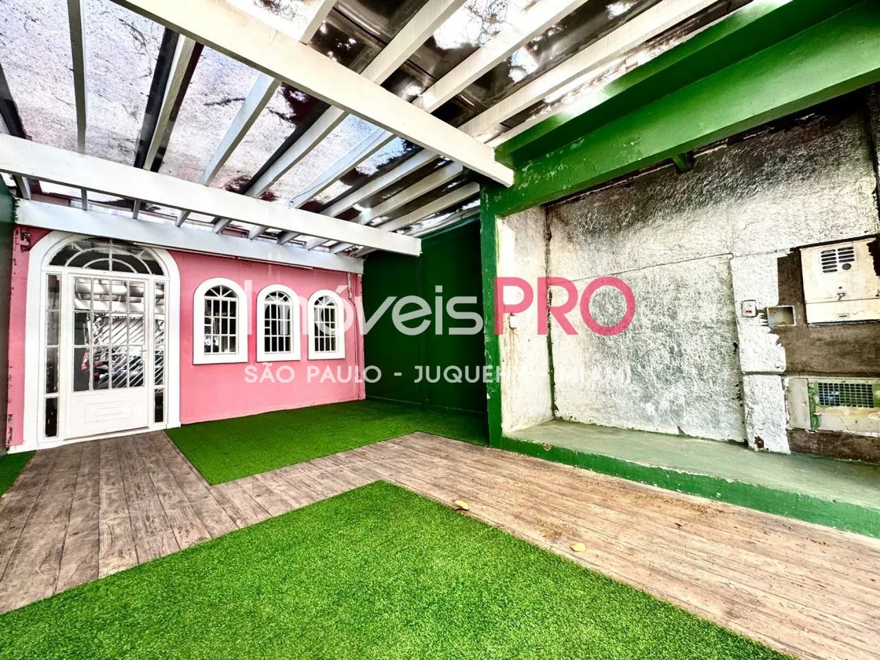 Casa comercial