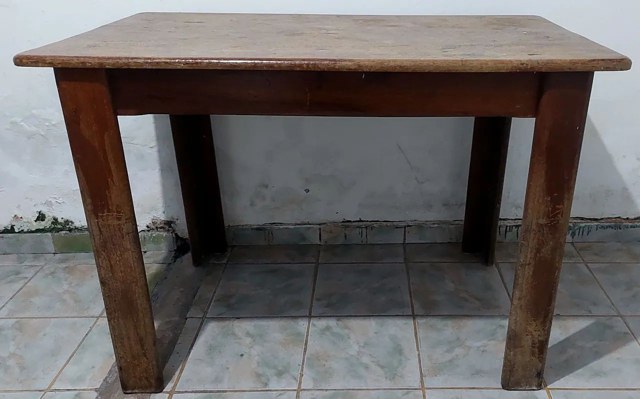 Vendo mesa em Angelim legítimo - 4 cadeiras  - Foto 2