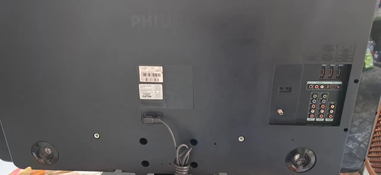 Tv Philips 47 Polegadas LCD - Foto 2