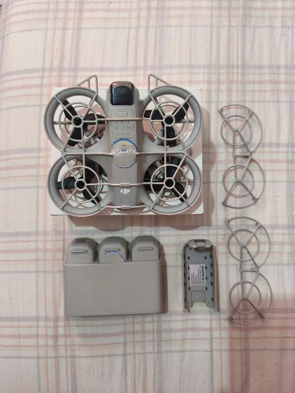 DRONE DJI NEO (1) R$ 2.000 (sem controle) - Foto 4