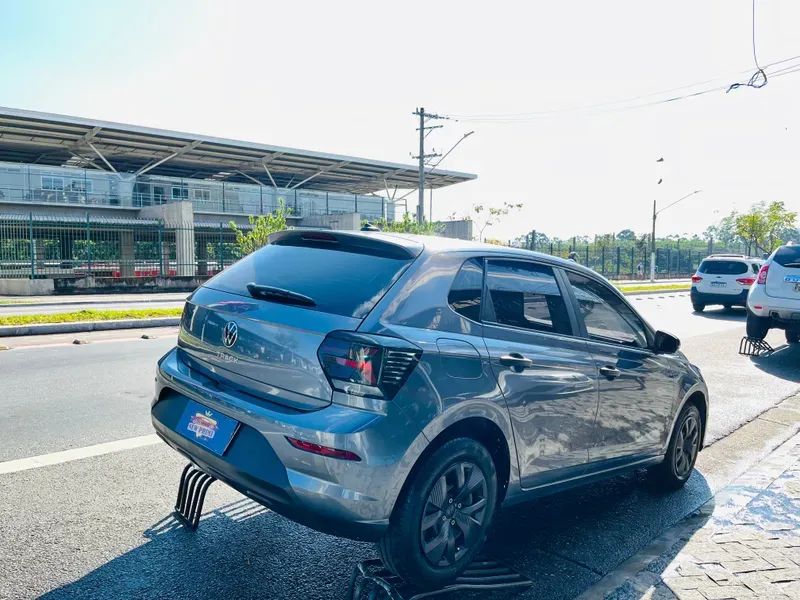 Volkswagen Polo Track 1.0 Flex 12V 5p, foto 3 de 18