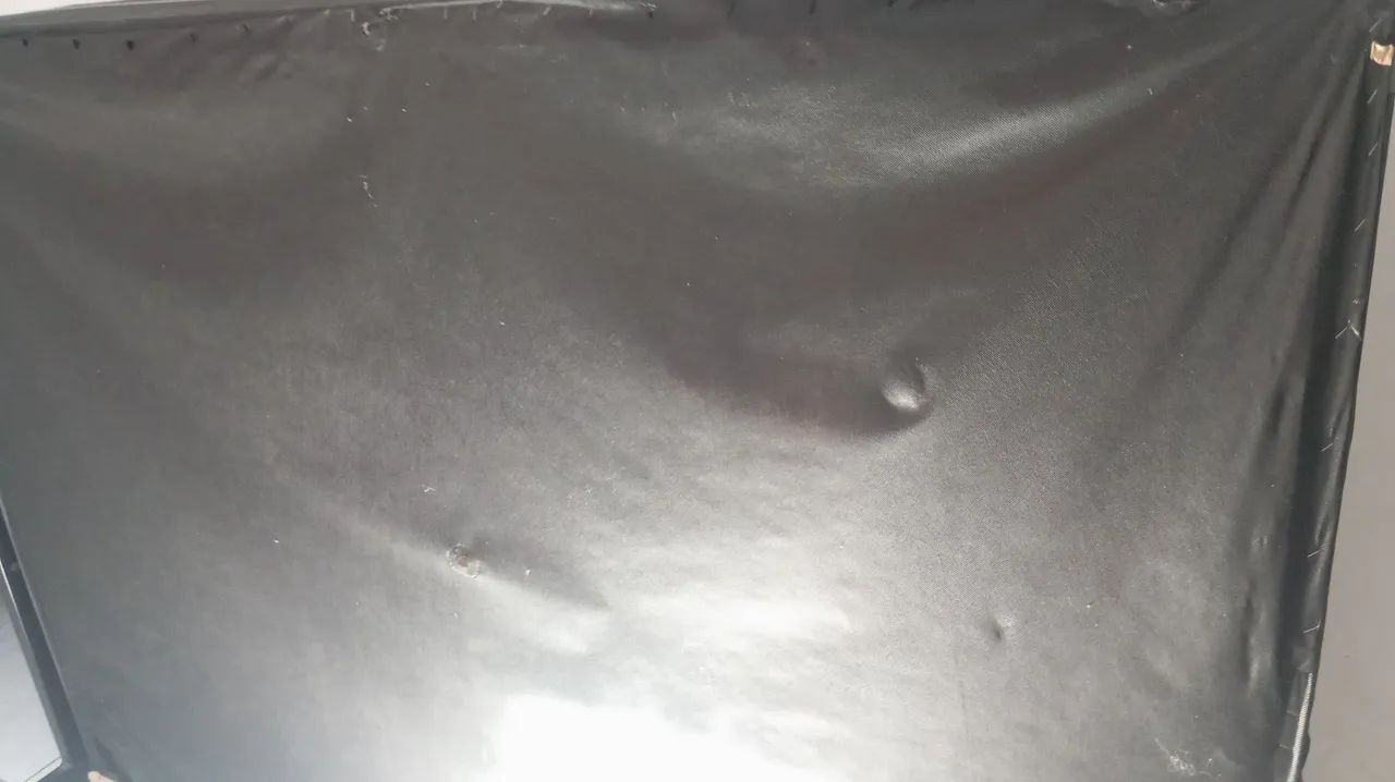 Vendo uma cama box de casal 