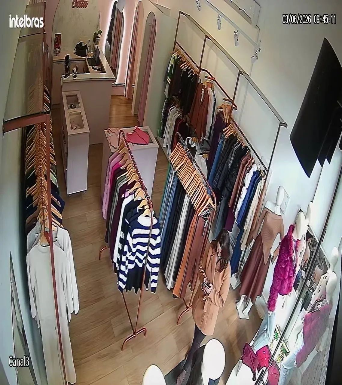 Loja de Roupas Femininas - Foto 5