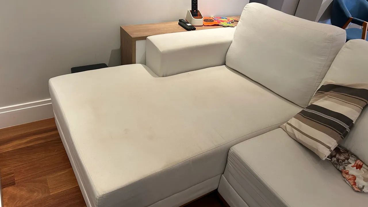 Sofá 3 lugares com chaise - Foto 4