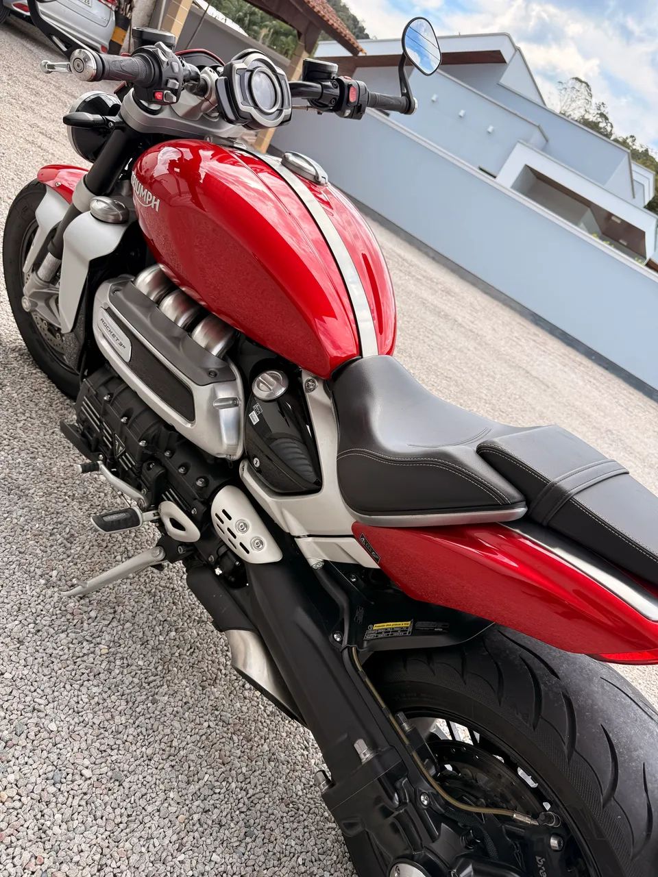 Triumph Rocket 3  - Foto 4