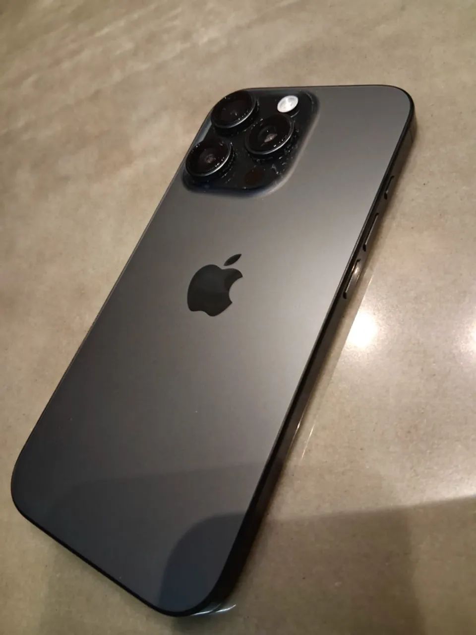 I phone 16 pro  256 