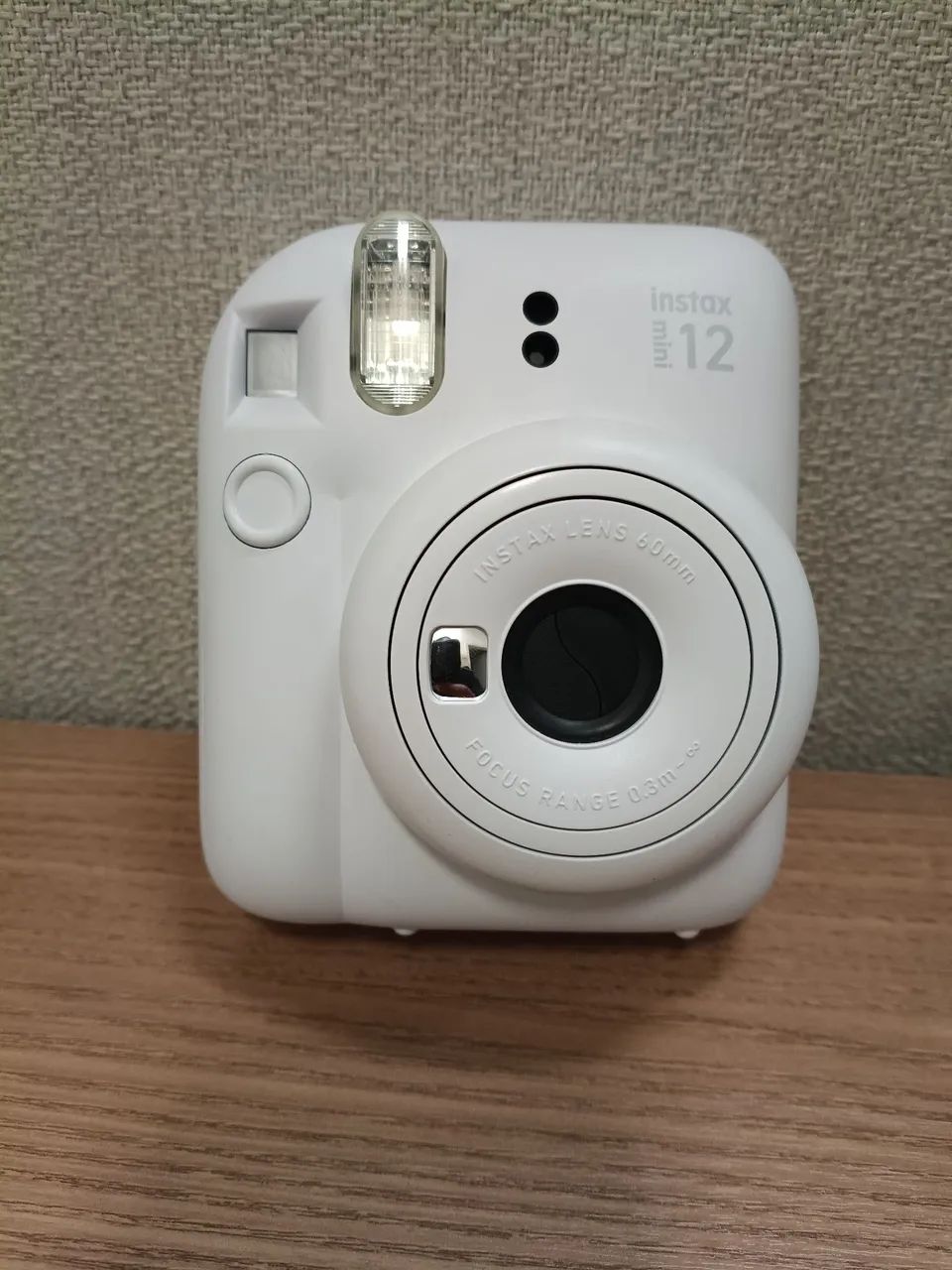 Câmera instax mini12