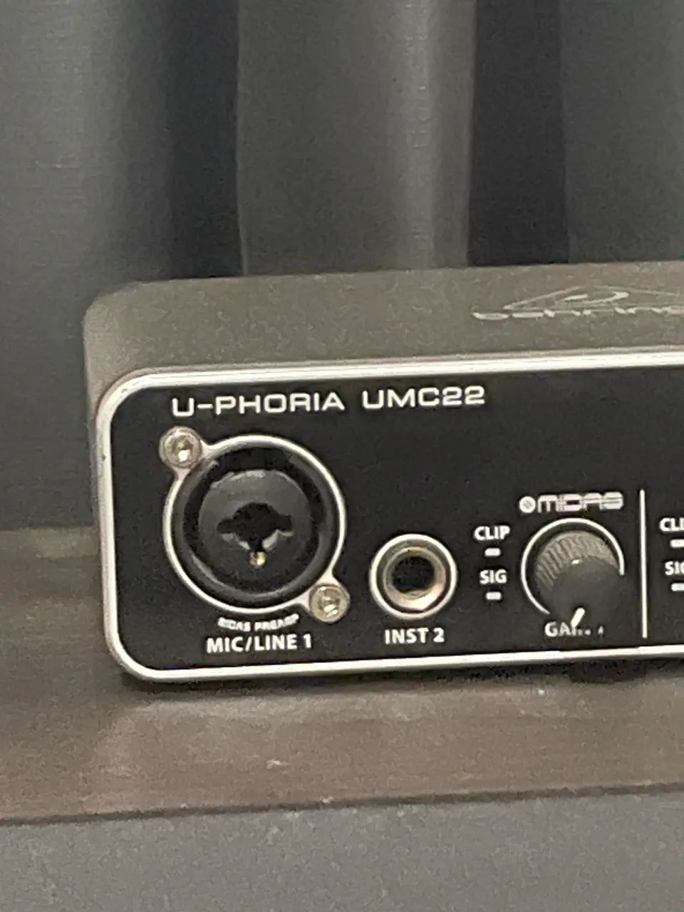 Behringer U-Phoria UMC22  - Foto 4