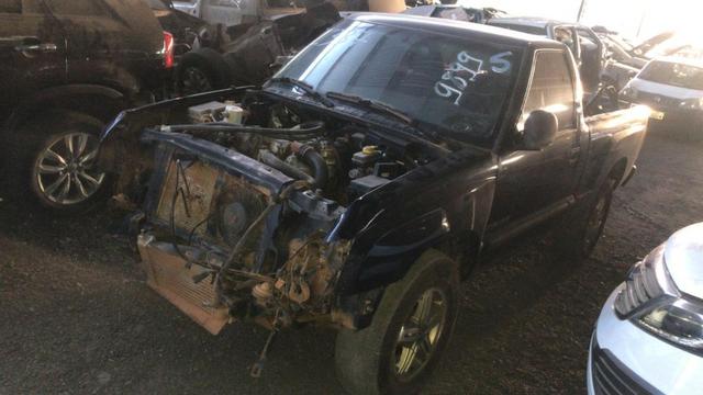 Sucata Chevrolet S10 Cab. Simples 2.8 Coluna 4x2 2003 - Foto 2