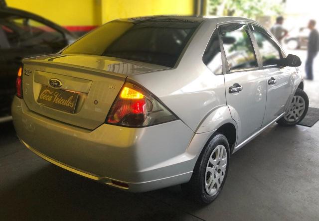 FORD FIESTA 2011/2012 1.6 MPI SEDAN 8V FLEX 4P MANUAL - Foto 4