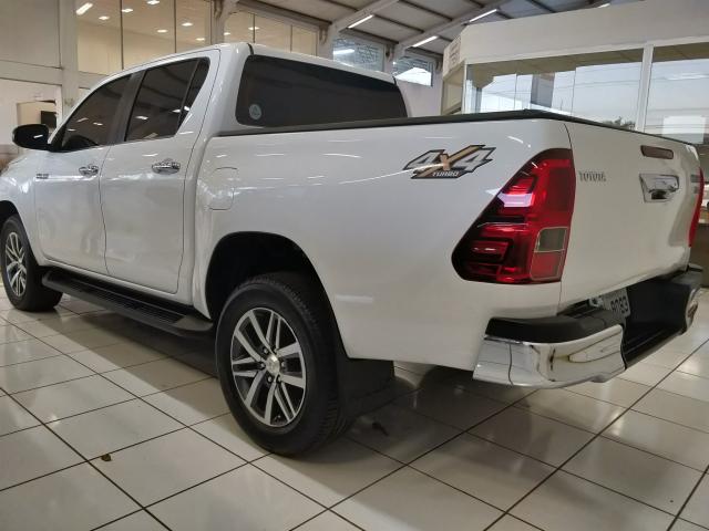 TOYOTA HILUX 2016/2017 2.8 SRX 4X4 CD 16V DIESEL 4P AUTOMATICO - Foto 5