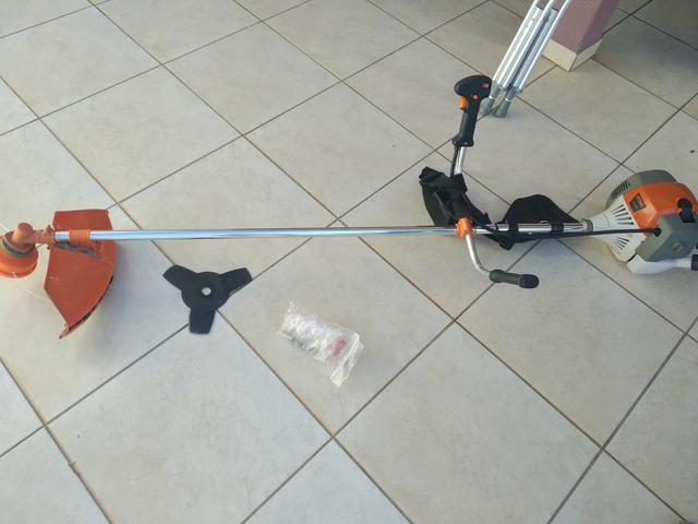 Roçadeira a gasolina - Foto 2