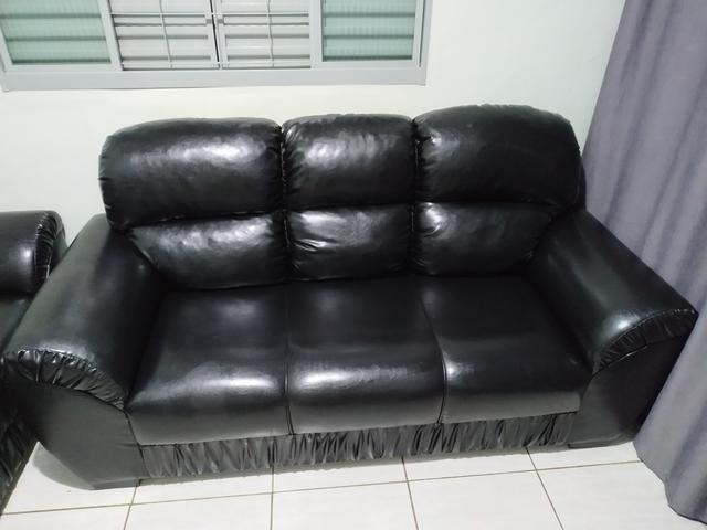Sofá em couro 2 e 3 lugares - Foto 2