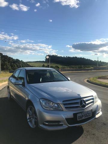 Mercedes-Benz C 180 1.8 CGI Classic 16V Turbo Gasolina 4P Aut. - 2011/2012
