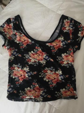 Top florido - Foto 2