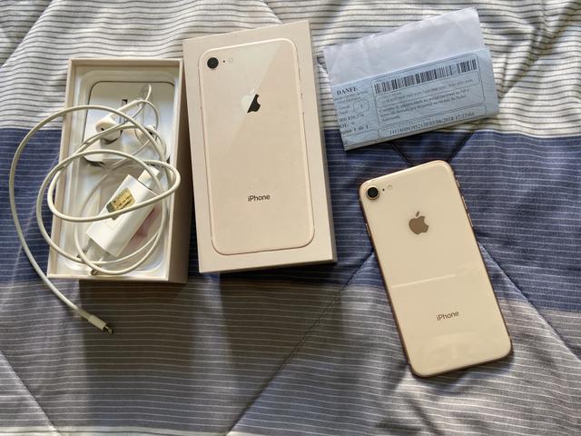 IPhone 8, 64gb , pouco uso! Novinho