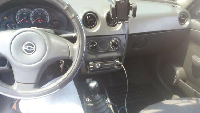 Vendo celta Preto `` aceito trocar por carro ou moto de menor valor´´ - Foto 9