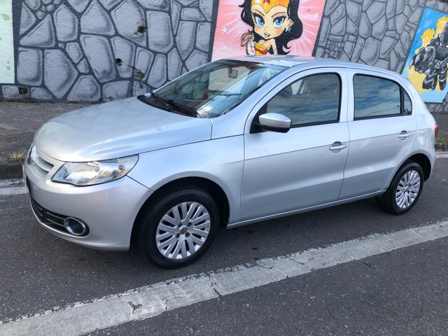 LINDO CARRO 2010 1.0 COMPLETO !!!