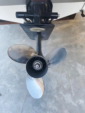 Lancha Solara 230 - Ano 2012 - Mercruiser 4.3 - 220Hp - Foto 12