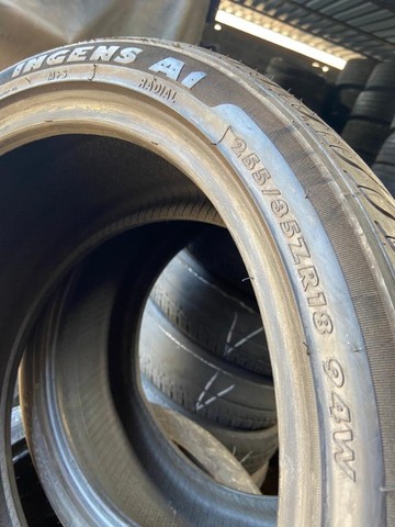 Pneus 255/35/18 antares semi novos sem defeitos (não são riscados) - Foto 4