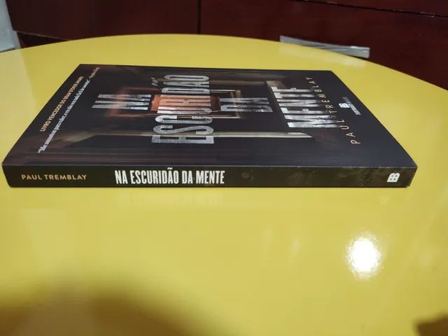 Na escuridão da mente. Com brinde. Produto novo. - Foto 3