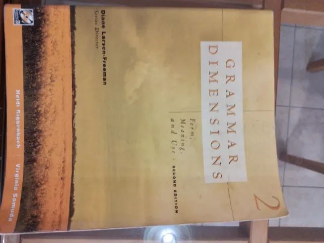 Livro de Inglês Gramática  "Grammar Dimensions" - Foto 2