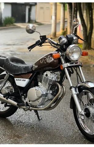 suzuki intruder 250 cc