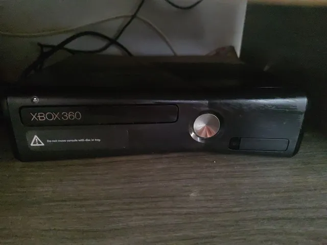 Console Xbox 360 Slim - Desbloqueado - Loja Cyber Z