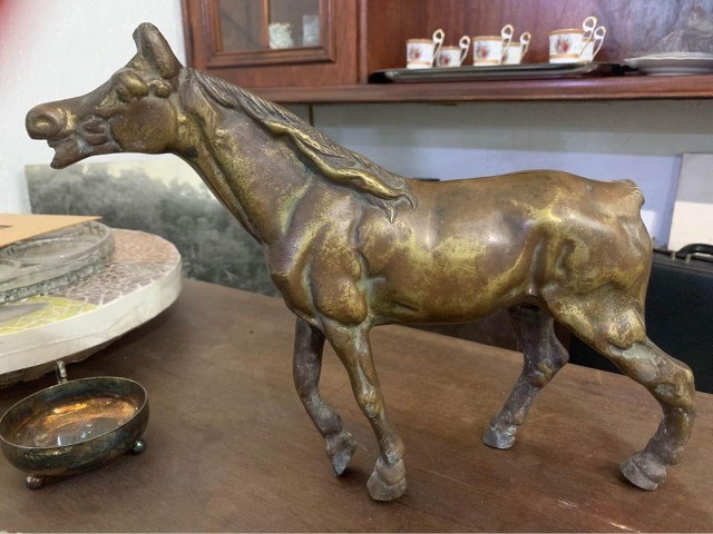Cavalo 4kgs Bronze Maciço sem o Rabo
