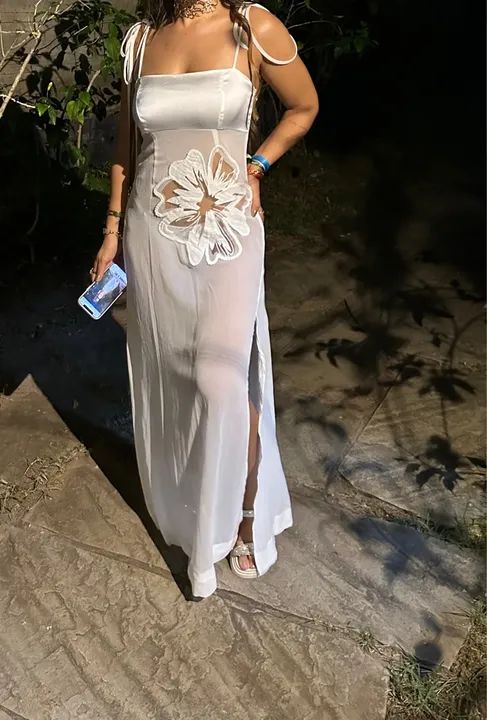 Vestido branco de renda transparente - Foto 3