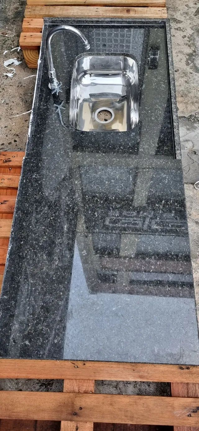 Pia de cozinha completa com torneira  - Foto 6