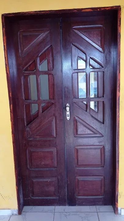 Porta e janela em Jatobá 