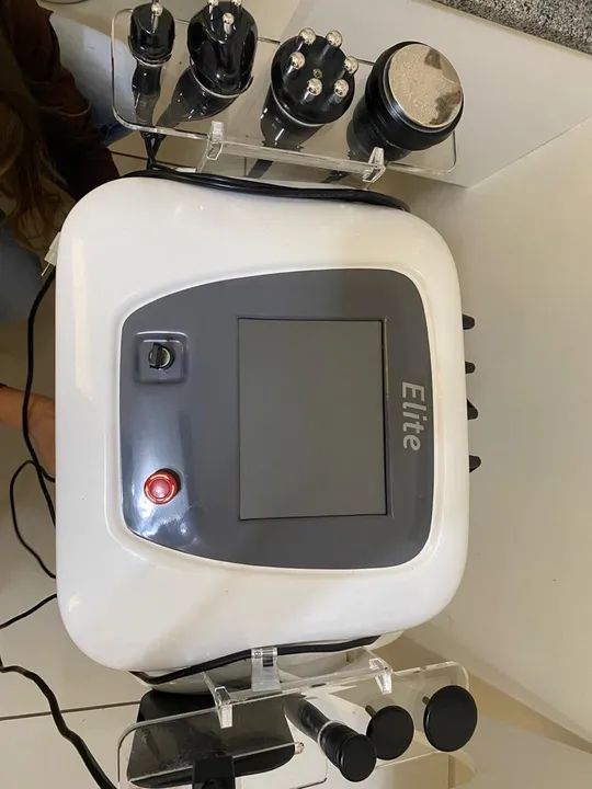 Aparelho de Estética Facial e Corporal radiofrequência e lipocavitação - Elite 