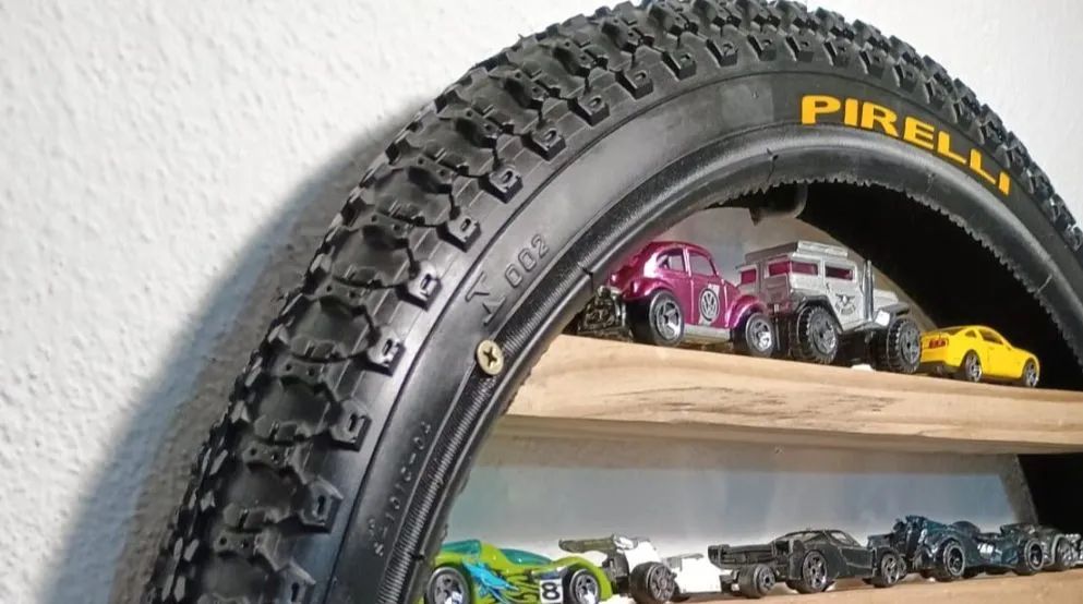 Expositor Pneu NOVO Carrinhos Hot Wheels  - Foto 4