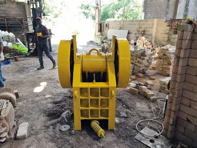 Britador BITERRA 20X35  - Foto 4