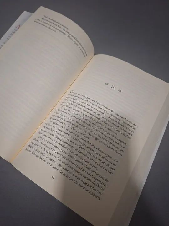 Trono de vidro 1 - Foto 2