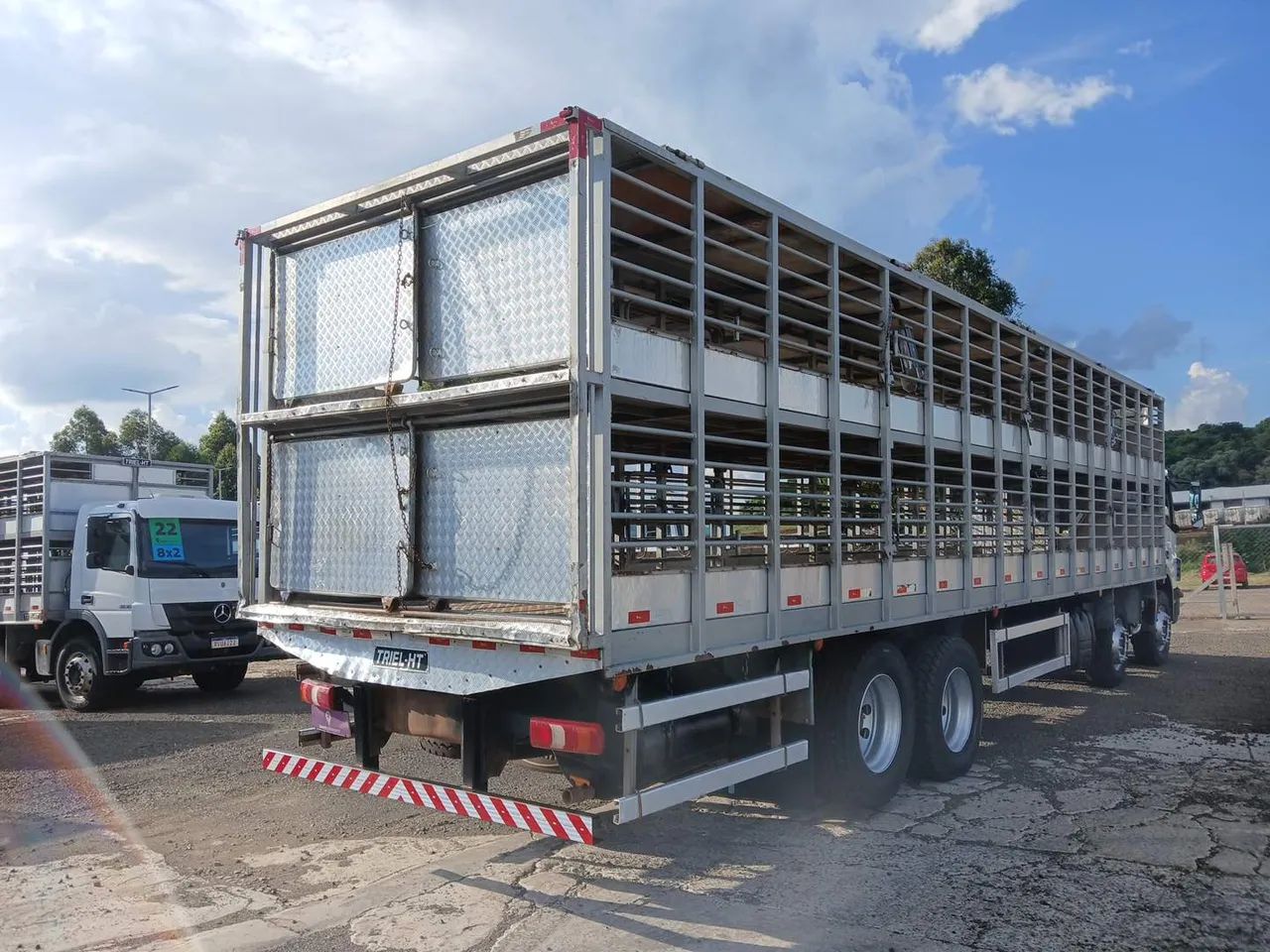 Mercedes-Benz Atego 3030/48 8X2 2022/2022 Vamos Seminovos Chapecó - Foto 6