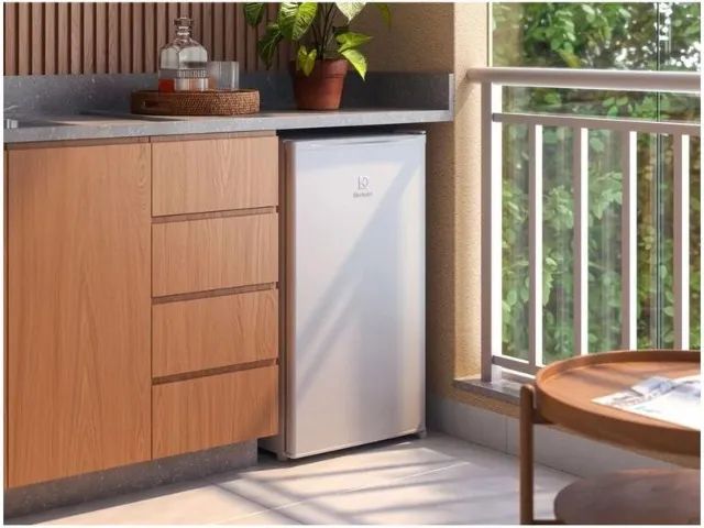 Frigobar Electrolux 90L Branco Efficient - Foto 4