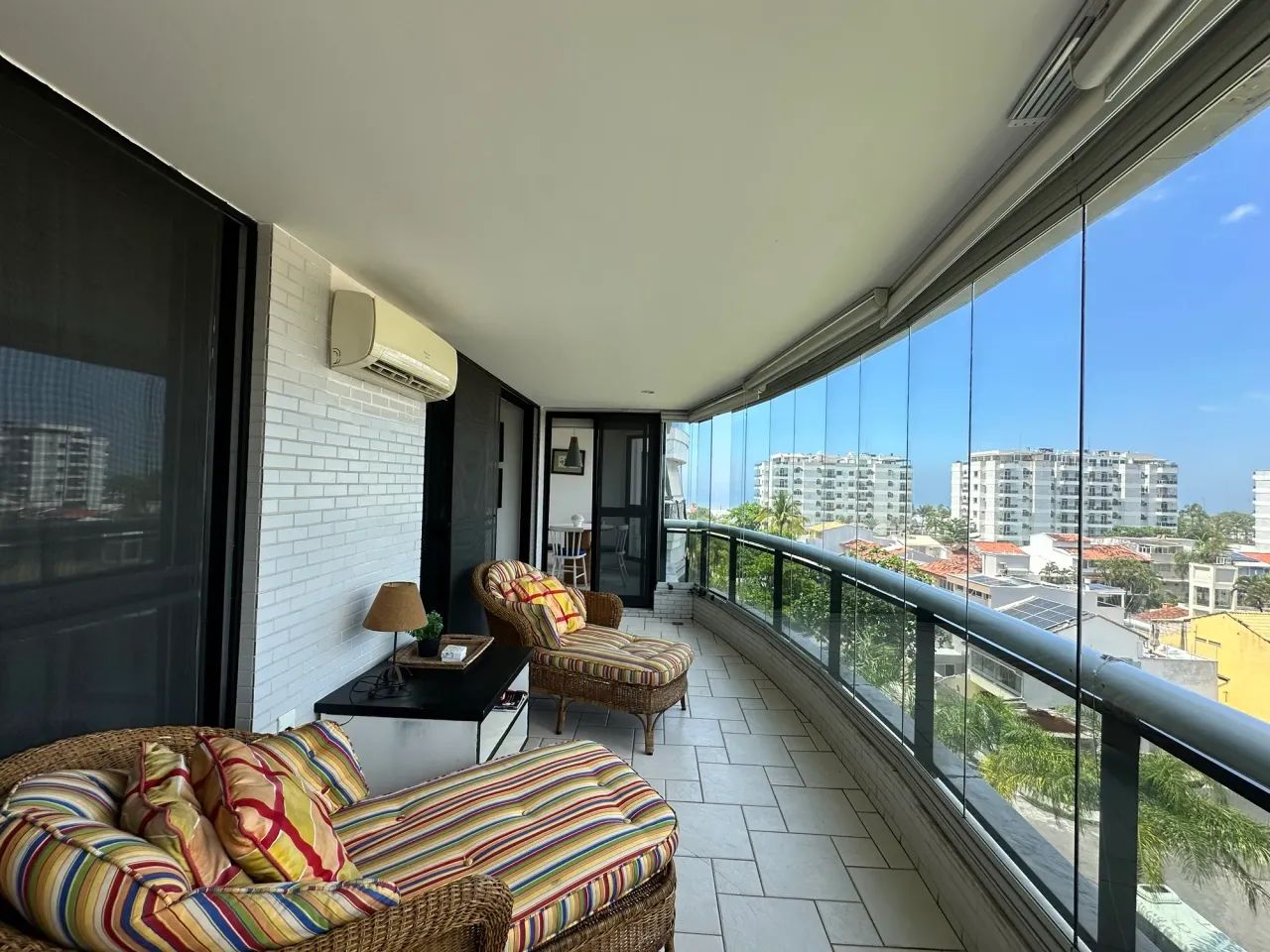 Locação mobiliada(ou não!) com estrutura completa de lazer a poucos passos do mar! - Foto 9