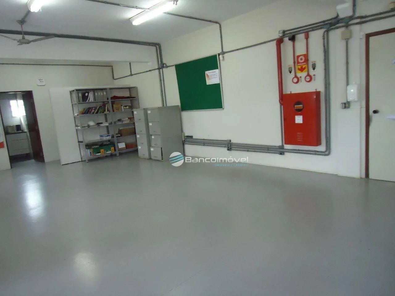 Barracão. localizado nas margens da Rodovia D. Pedro. Dentro de um condomínio de barrações - Foto 3