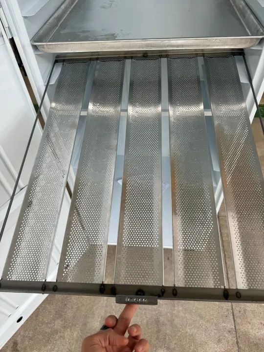 Armário / cabide completo com telas ou bandejas para panificação - marca imeca  - Foto 3