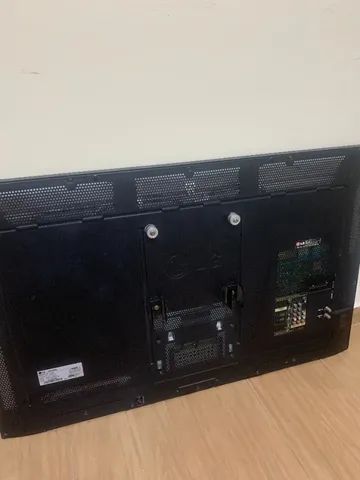 Televisão da LG 42 Polegadas - com defeito - Tela e peças intactas !  - Foto 3