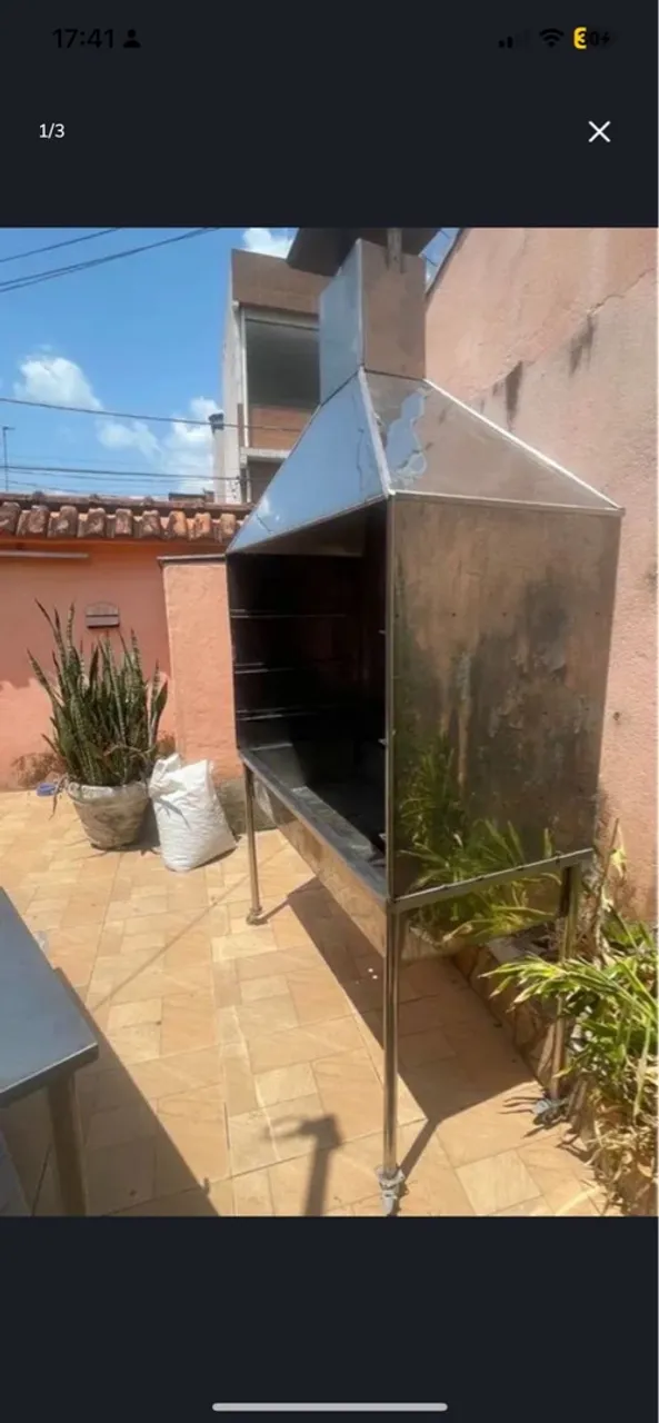 Churrasqueira de Aço Inox Robusta e Pronta para Usar!