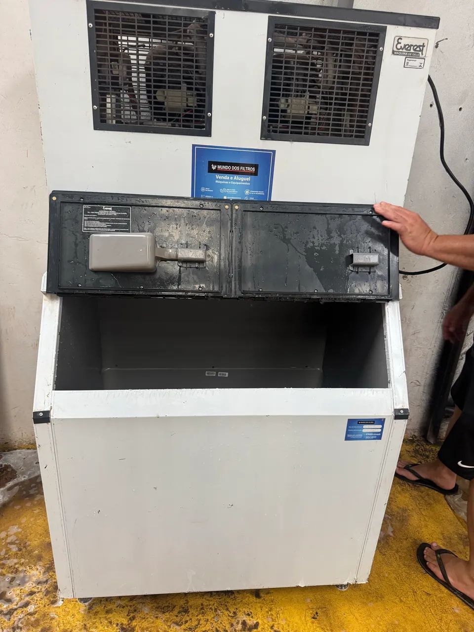 Máquina de Gelo everest 150kg *